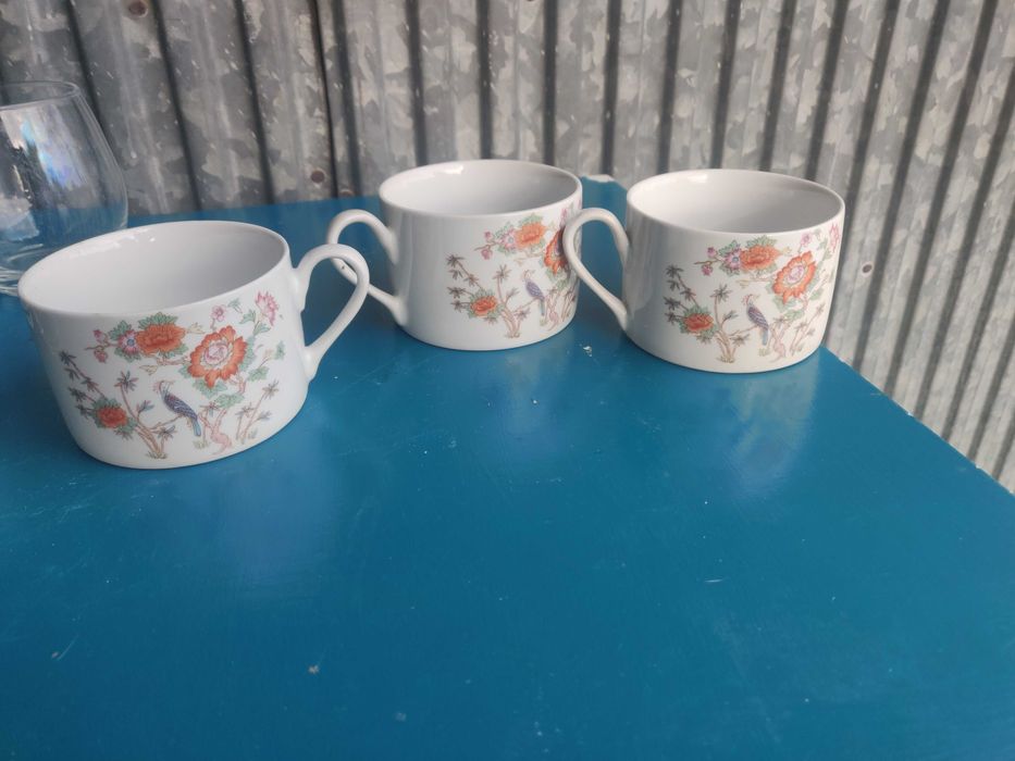 chávenas de porcelana