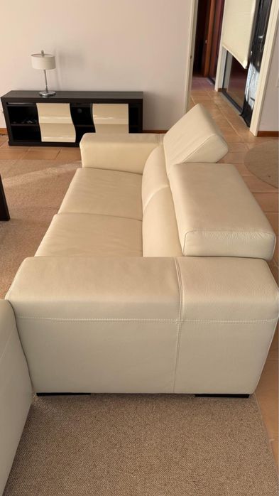 Sofas em Pele semi-novos
