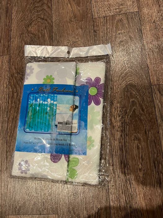 Штора для ванної кімнати