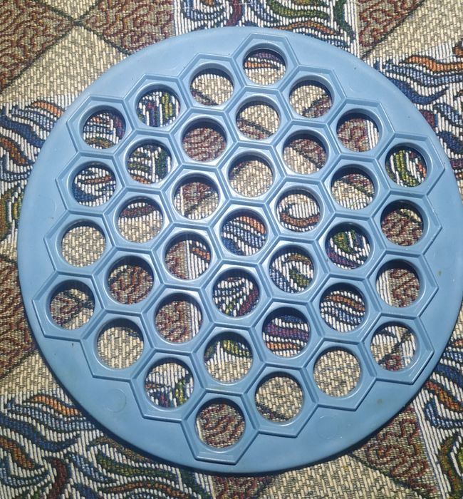 Пельменица (форма для пельменей)