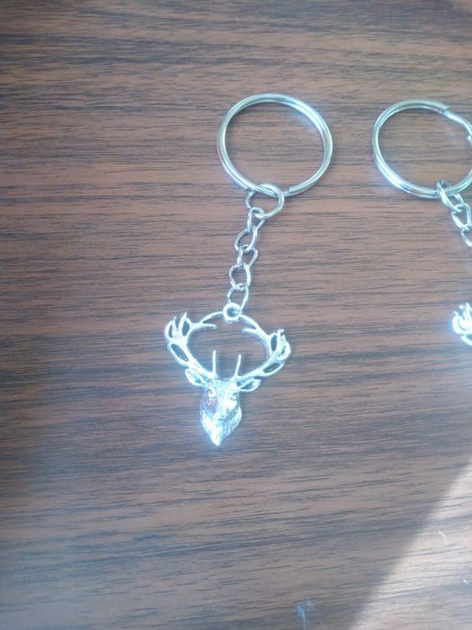 Breloki, nowe. M. E. A