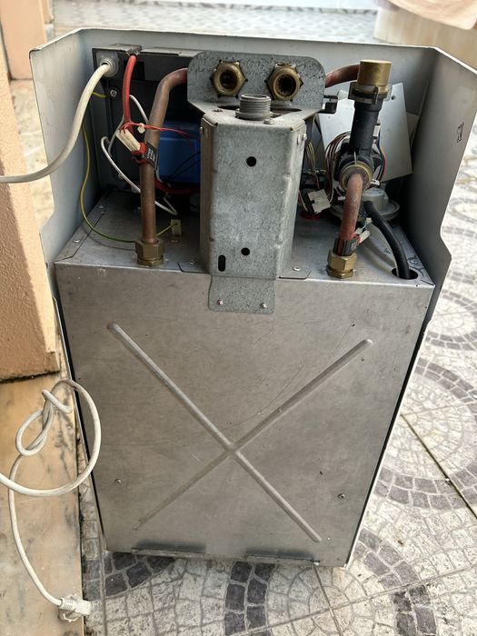 Esquentador Junkers Celsius Plus (Ventilado) - PARA PEÇAS