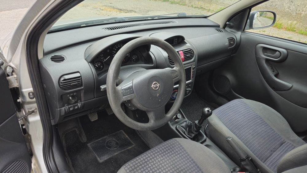 Opel Corsa - 1.2 Comfort