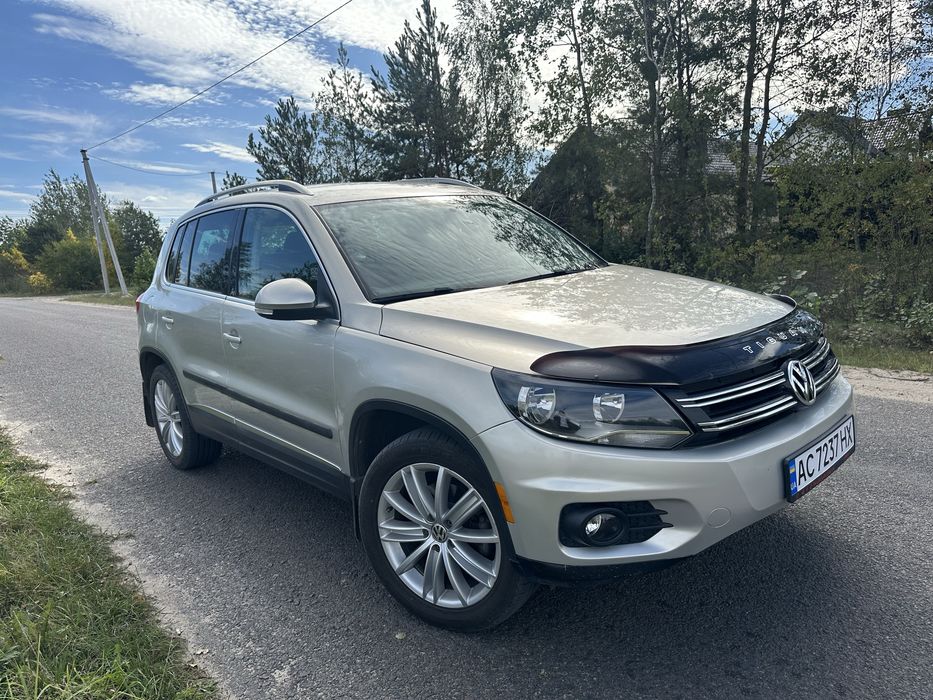 Продам автомобіль Volkswagen Tiguan