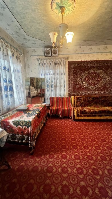 Терміново продам цегляний  будинок  в с. Медвин