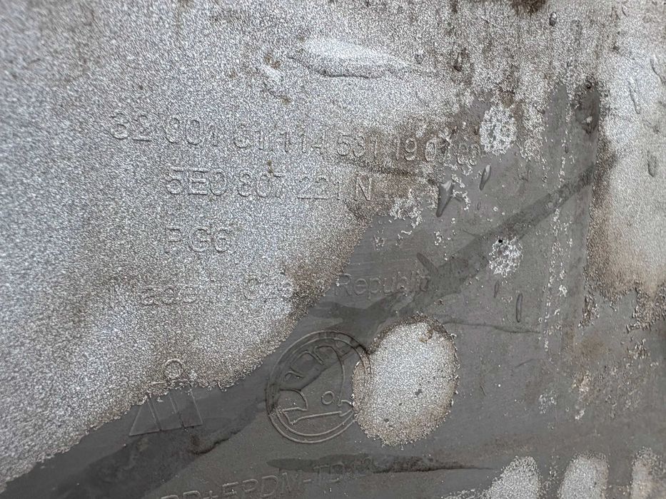 Бампер Skoda Octavia A7 FL 2017-2020 (парктронік 4шт)