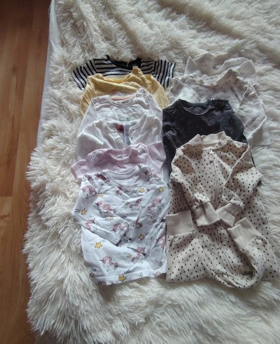 Sprzedam zestaw ciuszków niemowlęcych dla dziewczynki