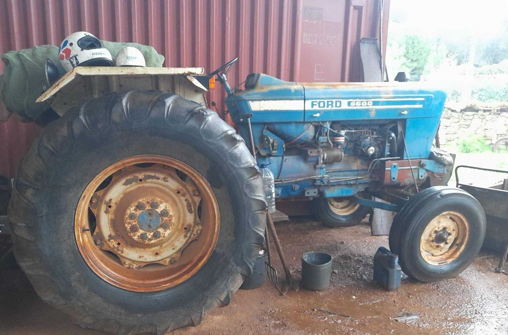 Procuro novo dono Trator ford 6600