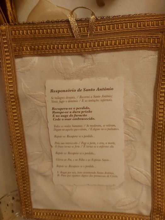 Registo religioso feito a mão