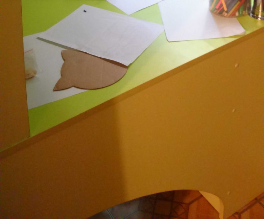 Дитяче двоповерхове ліжко з столом і сходами