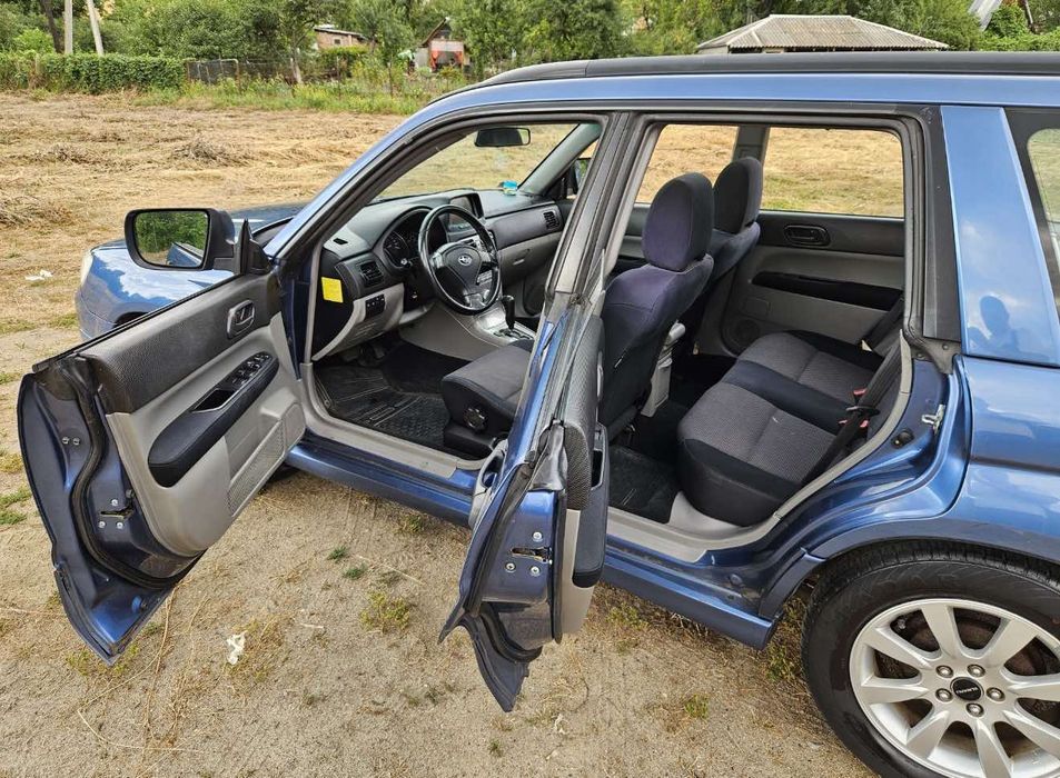 Субару форестер subaru forester для військових