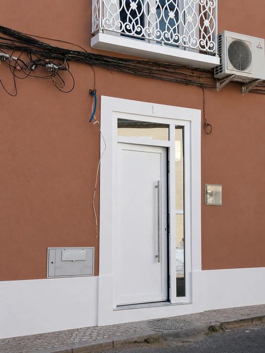 T1 Premium a Estrear | 2 WC + Closet | Mobilado | Renovação Premium