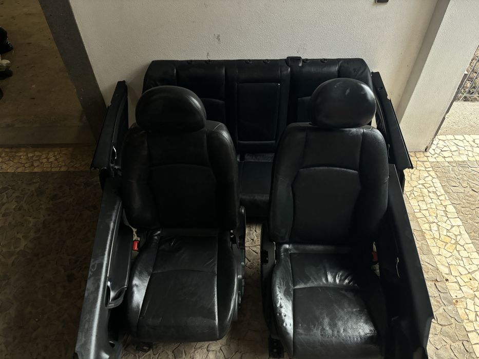 Interior Mercedes 220 Cdi (conjunto estofos+portas)