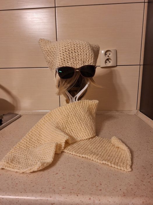 Czapka z szalikiem rękodzieło