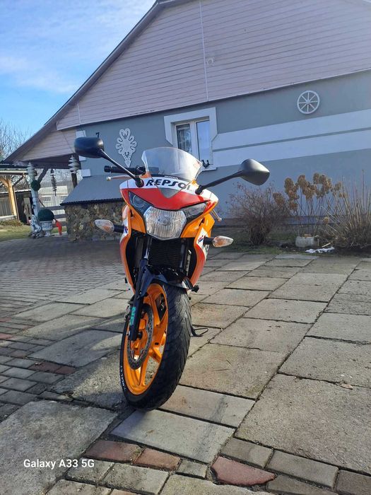 Honda cb125r 2016