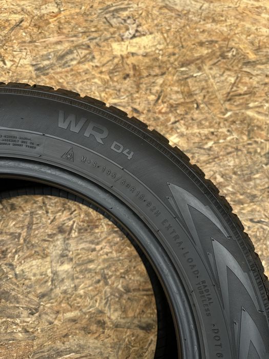 Пара шин 195/60 R15 92H NOKIAN WR 04.гума резина шини