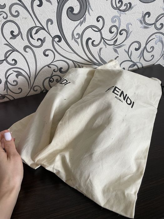 Слипоны,кеды Fendi  Оригинал