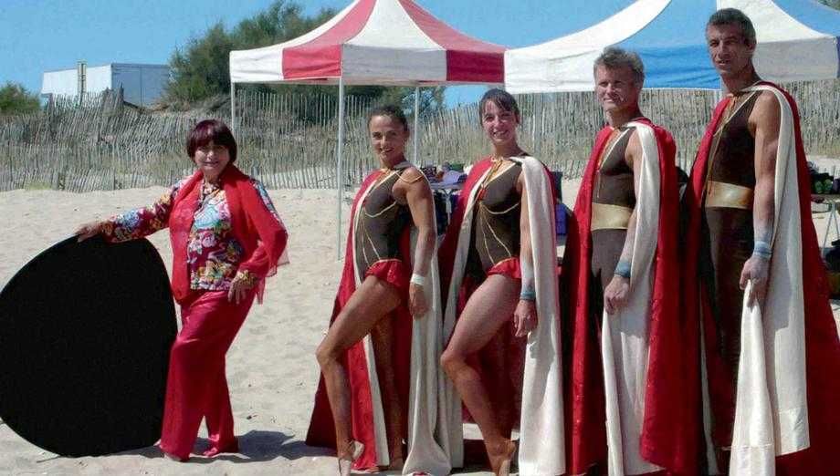 AS PRAIAS DE AGNÈS (Agnès Varda) Um filme intimista e de surrealismo