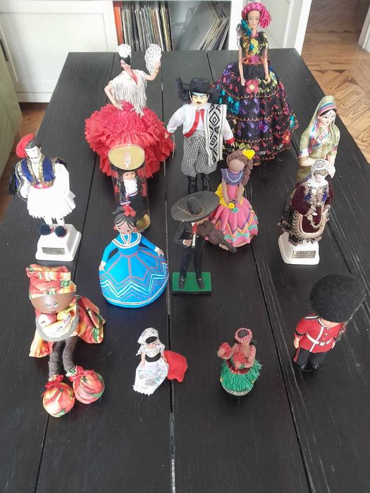 Conjunto de Figurines do Mundo