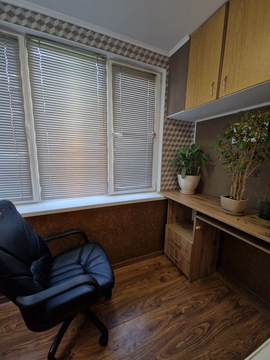 Аренда большой квартиры возле Дворца спорта