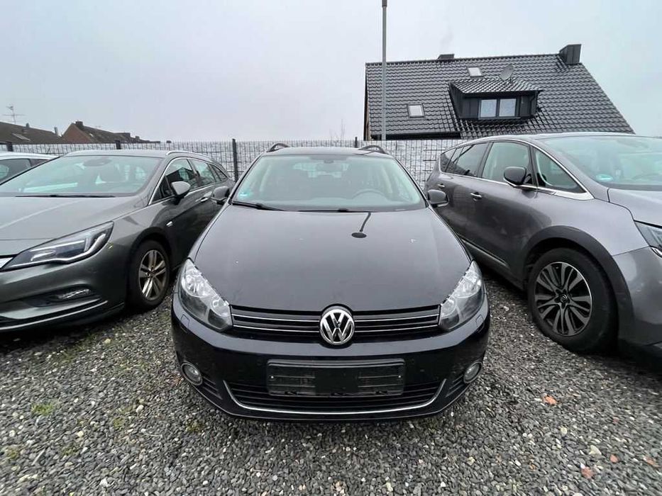 Бампер VOLKSWAGEN Golf 7 запчастини розборка шрот Волксваген гольф 7