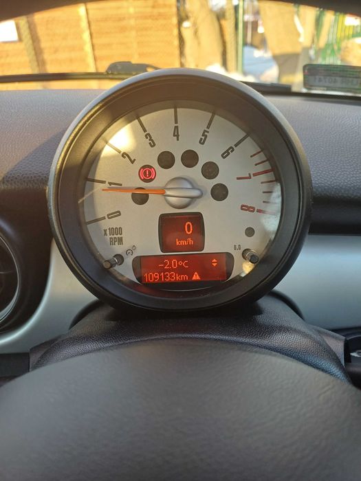 MINI COOPER ONE R56 1.6 Benzyna - Anglik