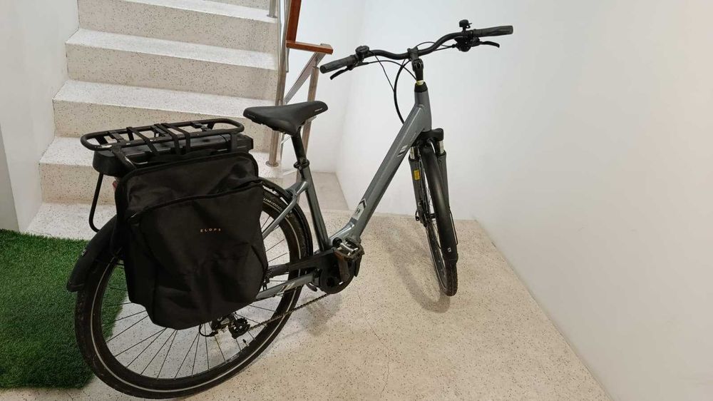 Bicicleta elétrica Giant DailyTour E+ 3 _ Com apenas 25 KM