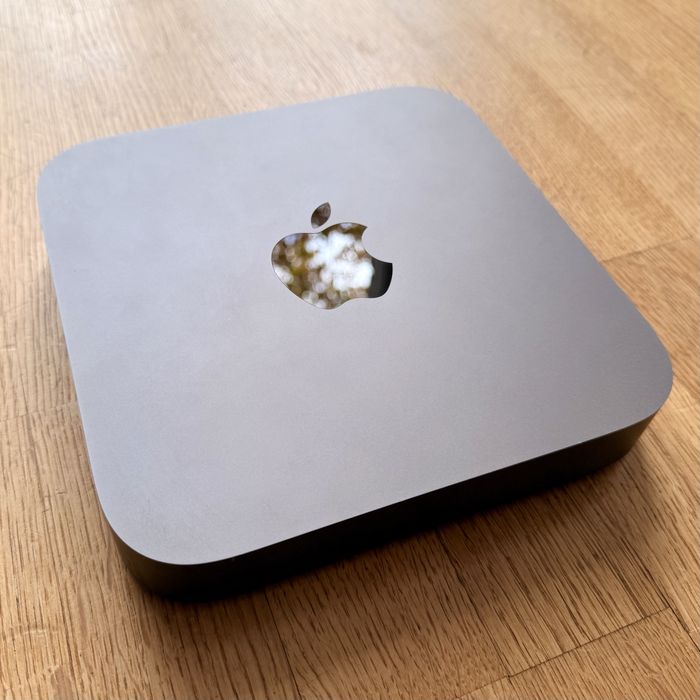 Apple Mac mini 『2018 モデル i7 32GB 2T』 Komputer Apple MacMini (2018) Mini PC i7-8700B 32 GB 1TB SSD WiFi