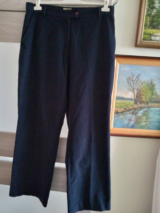Modne szerokie spodnie damskie 46