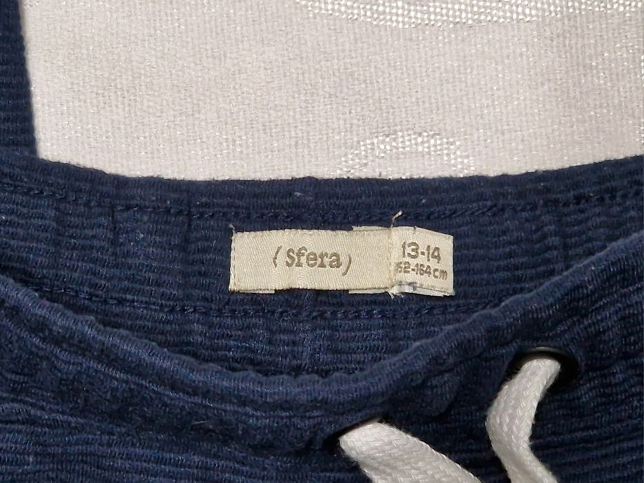 2 calças de marca Sfera para criança
