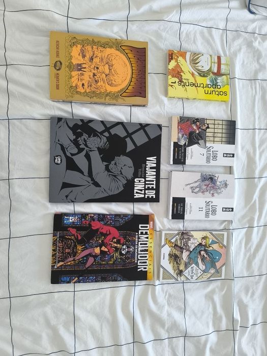 Mangás e BDs diversas