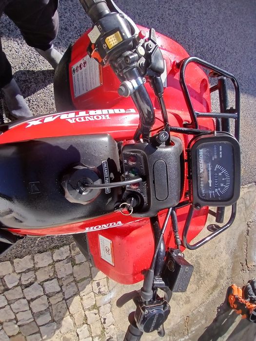 Moto 4 Honda Trx 250cc (Fourtrax) NOVA