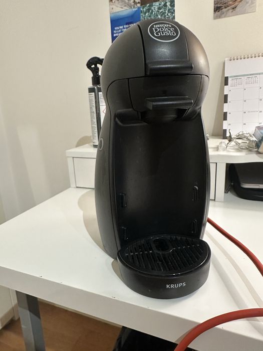 Maquina de cafe - nescafe dulce gusto