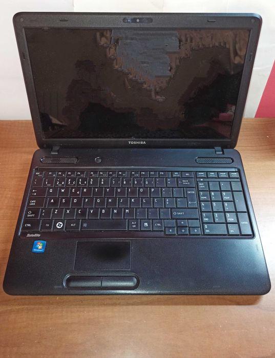 Portátil Toshiba Satellite C650-101 usado