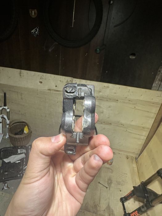 Zacisk shimano saint