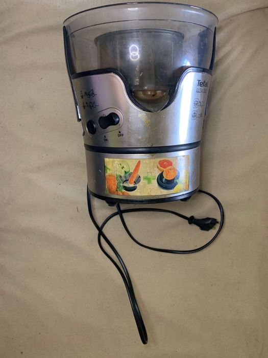Сокодавка TEFAL ZN355