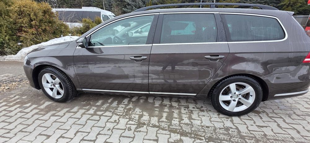 VW Passat 2012 el klapa