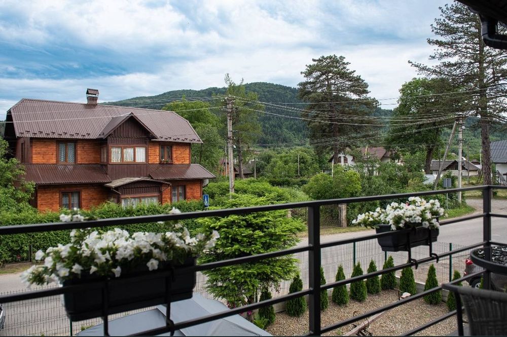 Відпочинок в Карпатах.Чан з гідромасажем(Корчин)