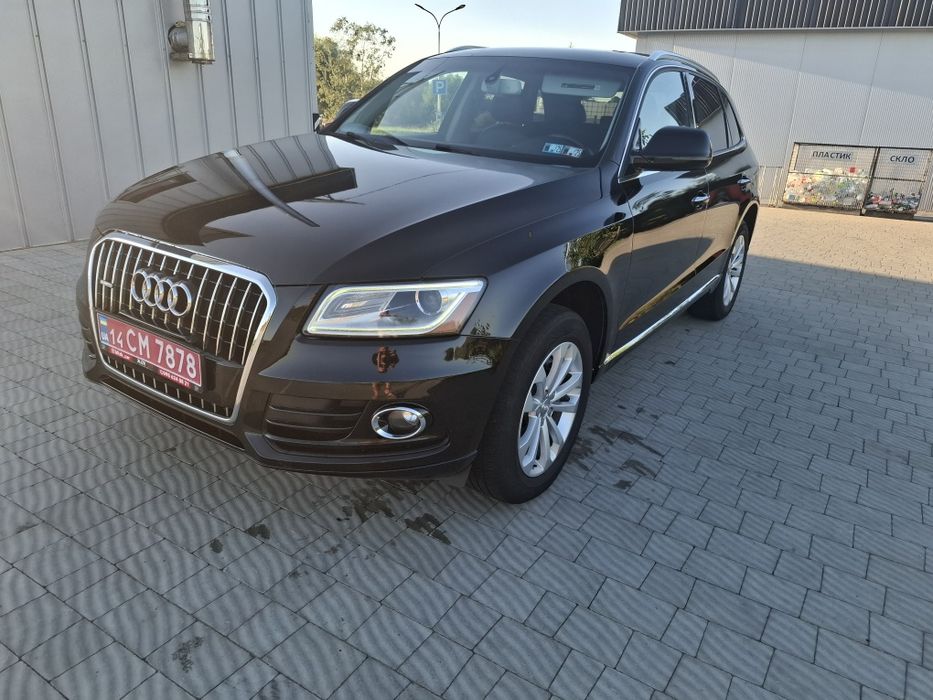 Audi Q5  Premium Plus Quattro 2.0 л TFSI