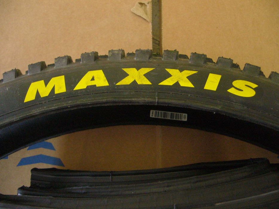 Vendo Pneus  bicicleta Maxxis Dissector