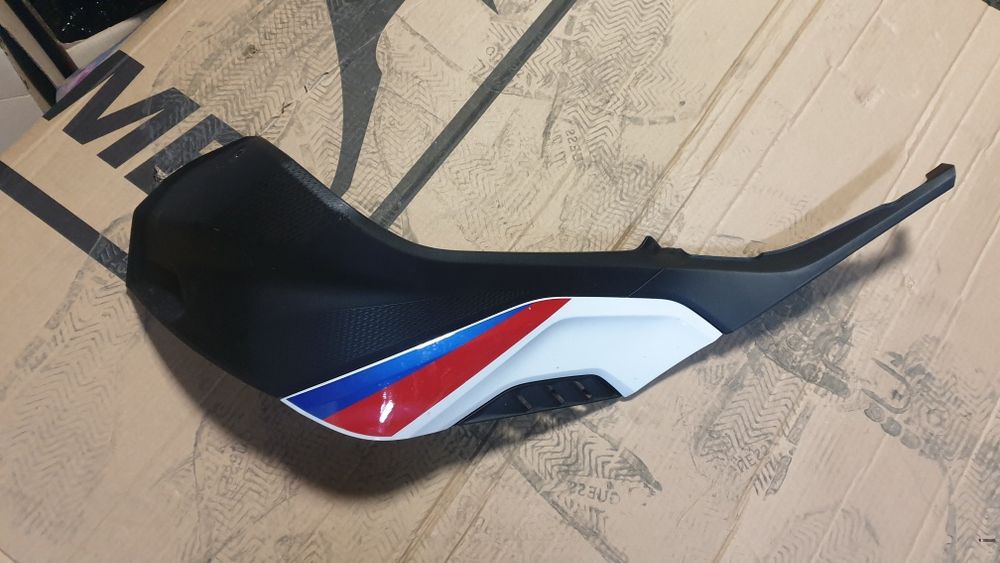 Owiewki, piug  Bmw s1000rr k67