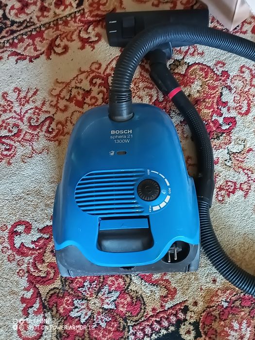 Пылесос бош Bosch 1300W