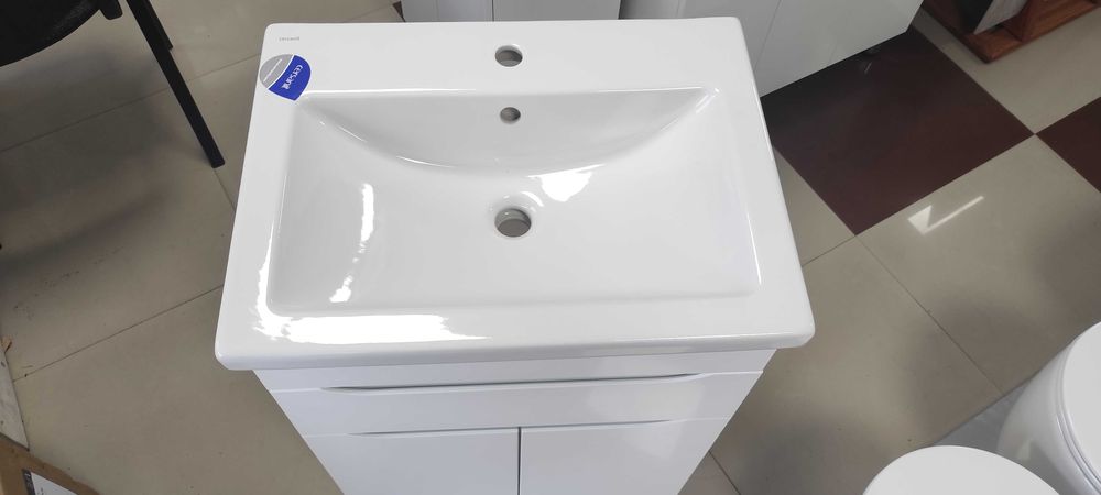 Меблі для ванни, тумба Мальта з умивальником COMO 60см в-во Славута