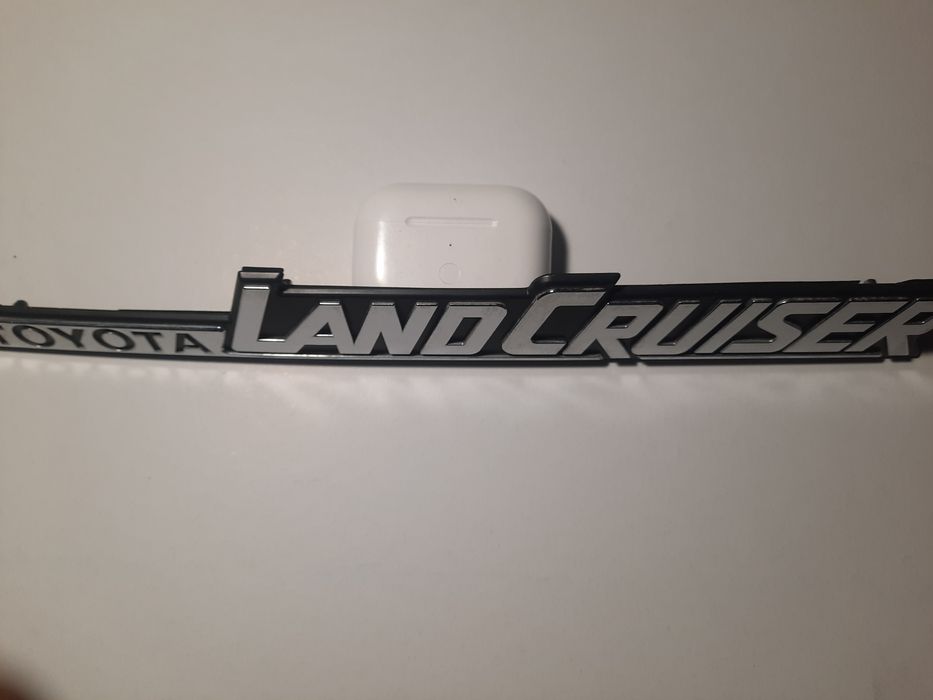 Land Cruiser Эмблема оригинал