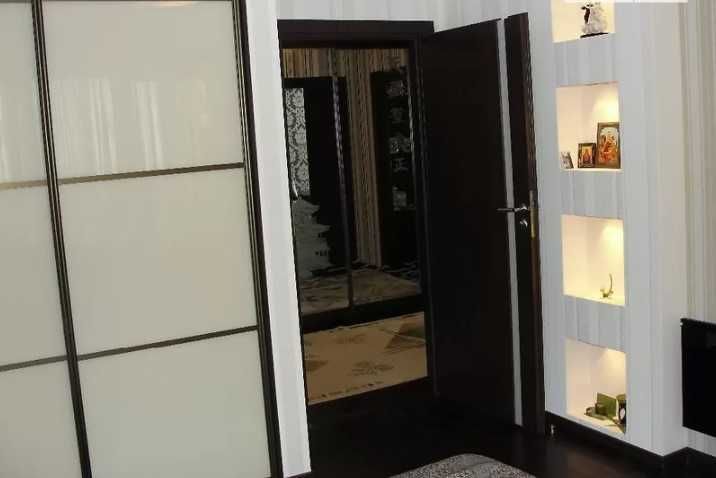 3-кімнатна квартира в Центрі • 102 м² • Якісний ремонт!