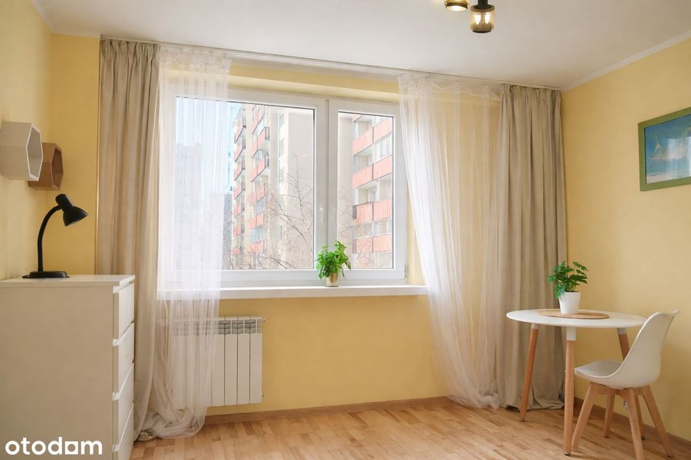 Bezpośrednio | 3 sypialnie + salon | Jasne, dwustronne | 5 min Metro - Więcej