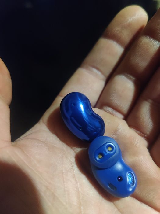 Samsung galaxy buds live