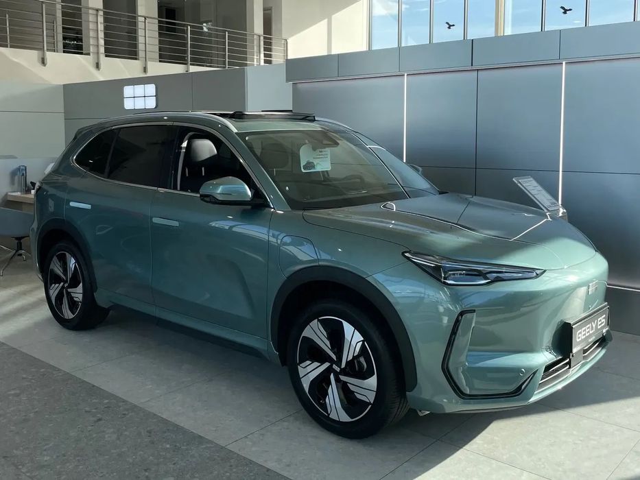 Geely EX5
