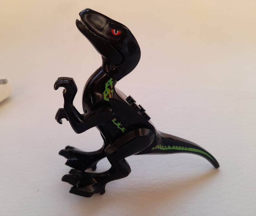 Фигурки динозавров лего Jurassic World.