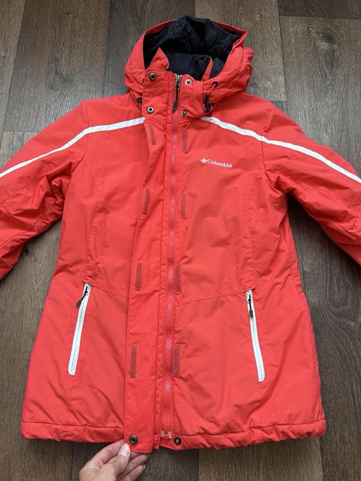 Продам куртку Columbia